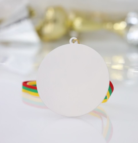 czysty-bialy-medal-mc7070.jpg